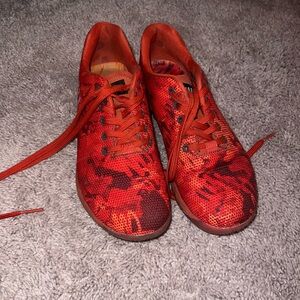 No Bull lifting flat sneakers - women’s size 10 | never worn outside